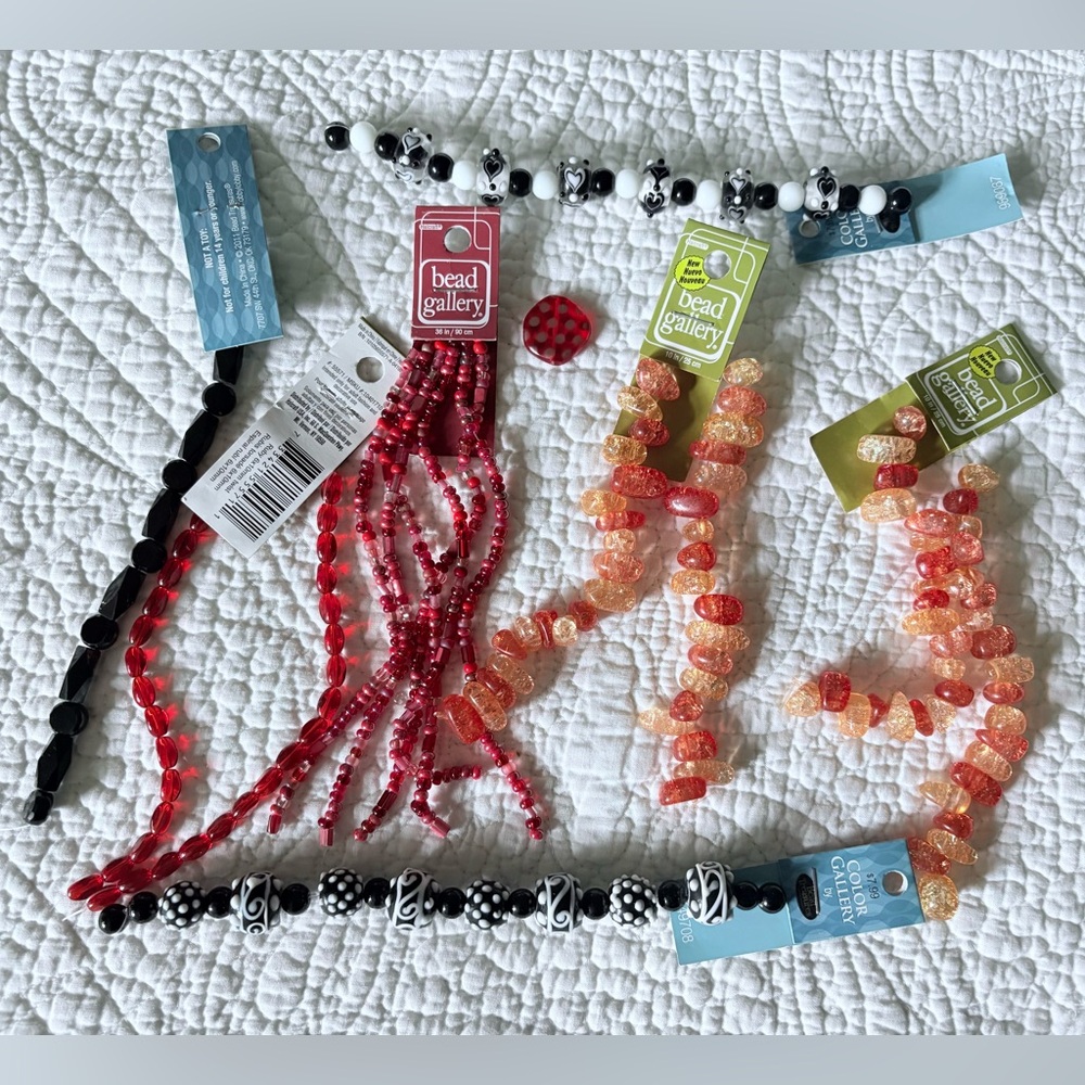 Bead Gallery Assorted Beads Set